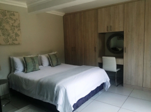Dunton Guest House