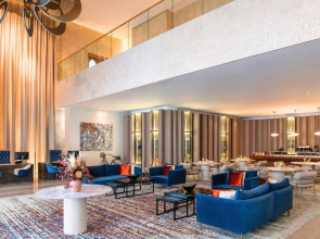 Abesq Doha Hotel and Residences - An IHG Hotel