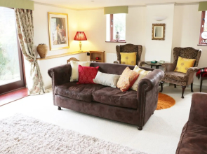 Holly Cottage