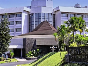 Patra Semarang Convention