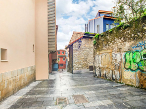 Charming Apartment in Gijón near Seabeach