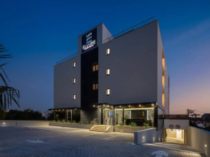 Ellure Luxury Suites