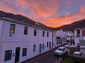 Kalk Bay Condo at The Majestic