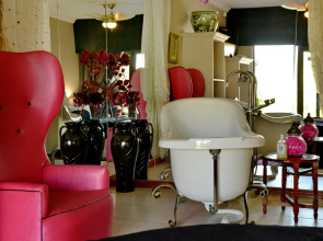 Annie's Boutique Guesthouse and Garden Spa