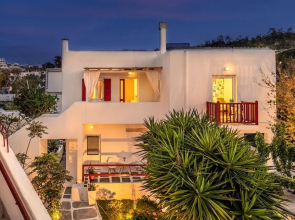 Dimelal Mikonos Downtown Apartments