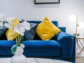 Short and Long Stay Deals for Business and Leisure