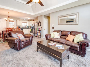 720 Veneta View Home