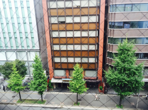 the b hakata