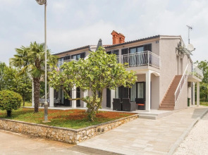 Nice Home in Porec With Wifi and 1 Bedrooms