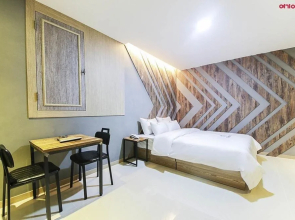 Seocheon Hotel Kamon