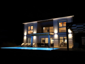 Sunset Sea View Villa 9