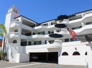 The Surfbreak Hotel