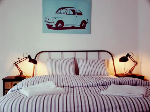 Vintage Racing House