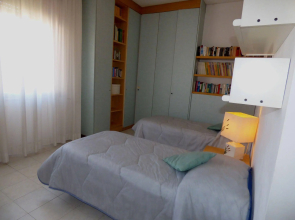 Villa Milano Laghi - Il Giardino Fiorito B&B