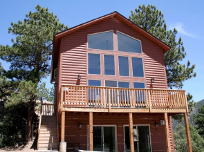 Lazy R Cottages by Rocky Mountain Resorts