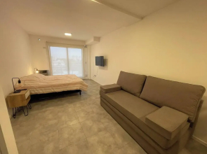 Ample Apartment in Almagro Ideal for Up to Four People