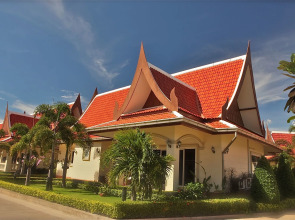 Bang Sarey Nordic Resort