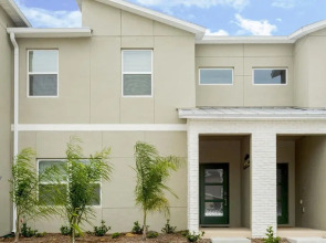 Family Friendly 4 Bedrooms Close to Disney at Champions Gate Resort 958