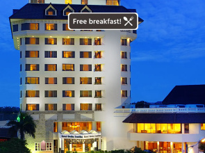 Hotel Santika Premiere Semarang