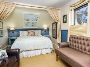 Oak Hill Bed & Breakfast