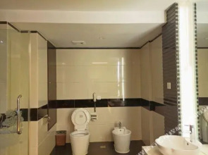 Tian Cheng Tai He Hotel