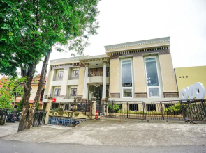 OYO 1062 Virginia Residence