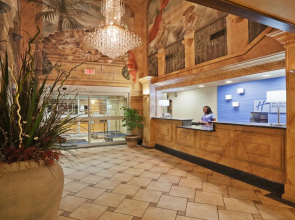 Holiday Inn Express Hotel & Suites Jenks by IHG