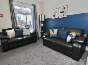 Mount House - Cosy Spacious Home