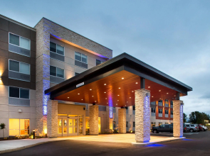 Holiday Inn Express & Suites Terrace by IHG