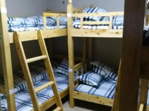 823 Youth Hostel