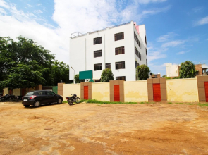 OYO 9189 Hotel Garden Villa