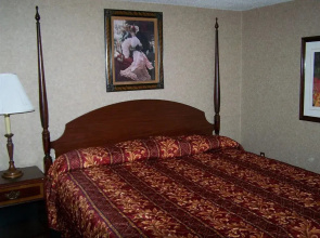 Season's Inn