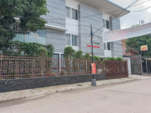 RedDoorz Plus @ Cirebon City Center