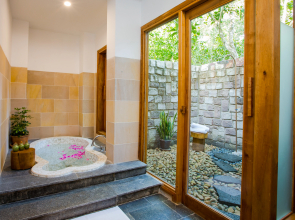 Курортный отель Green Bay Phu Quoc Resort & Spa