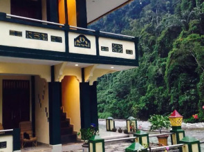 Indra Valley Inn Bukit Lawang