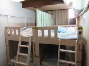 SAKURA GUEST HOUSE OSAKA DOUTONBORI (for female only)