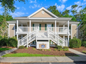 Ground-floor 3-bedroom condo with stunning golf course views. 3 Condo by Peace Vacations