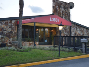 Liberty Garden Inn by OYO Kissimmee near Disney World