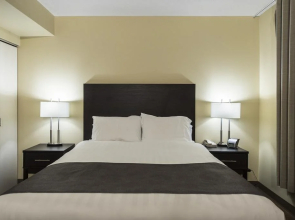 Simon Hotel