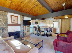 Laurelwood Condominiums Studio Premier Unit 311