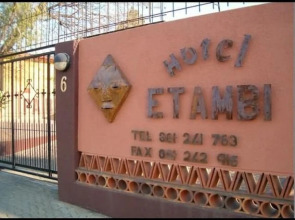 Hotel Etambi Garni