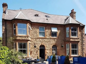 Pine Lodge Hotel & Restaurant Mansfield