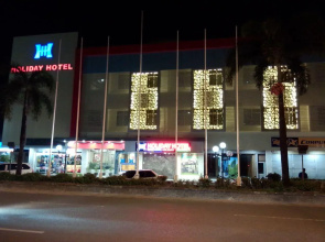 Holiday Hotel