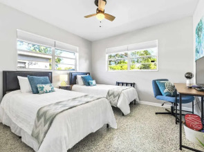 Sunny Side Up A Charming Retreat!