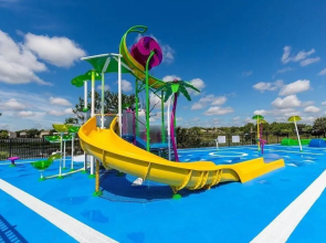 WH7642SKC - 3 beds pool home - Gated resort