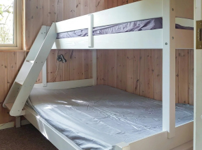6 Person Holiday Home in Thyholm
