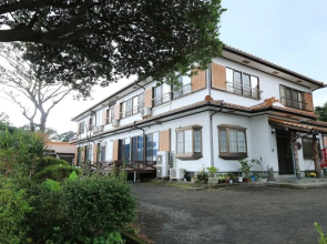 Minshuku Yakusugi-sou