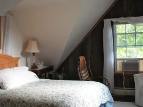 Mountain Meadow Inn Bed & Breakfast