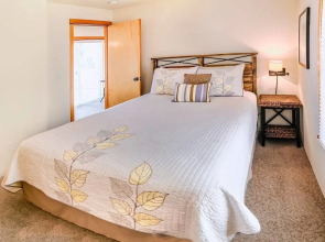 The Pioneer - Craftsman House