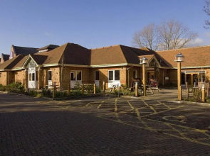 Premier Inn Guildford North - A3